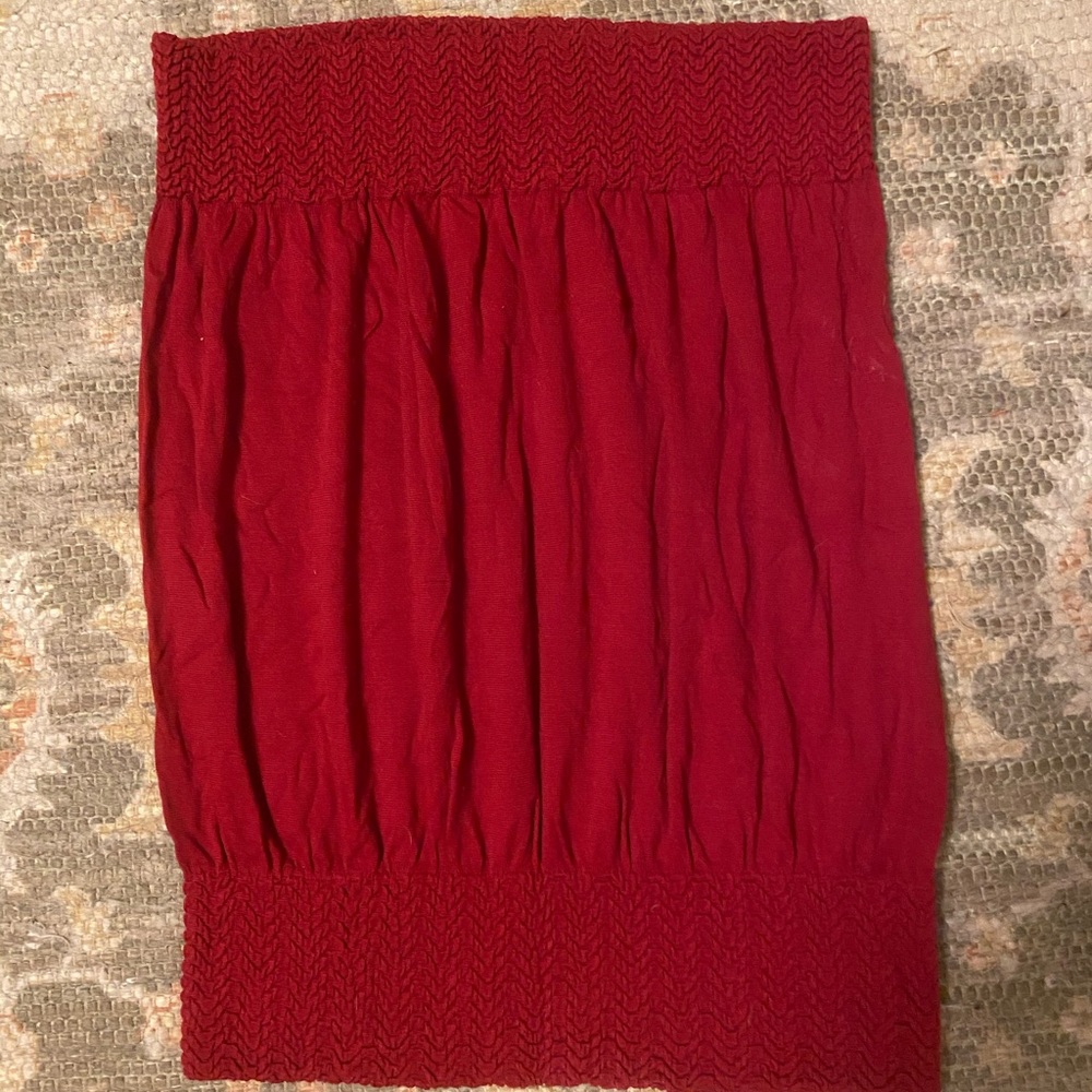 Maroon tube top